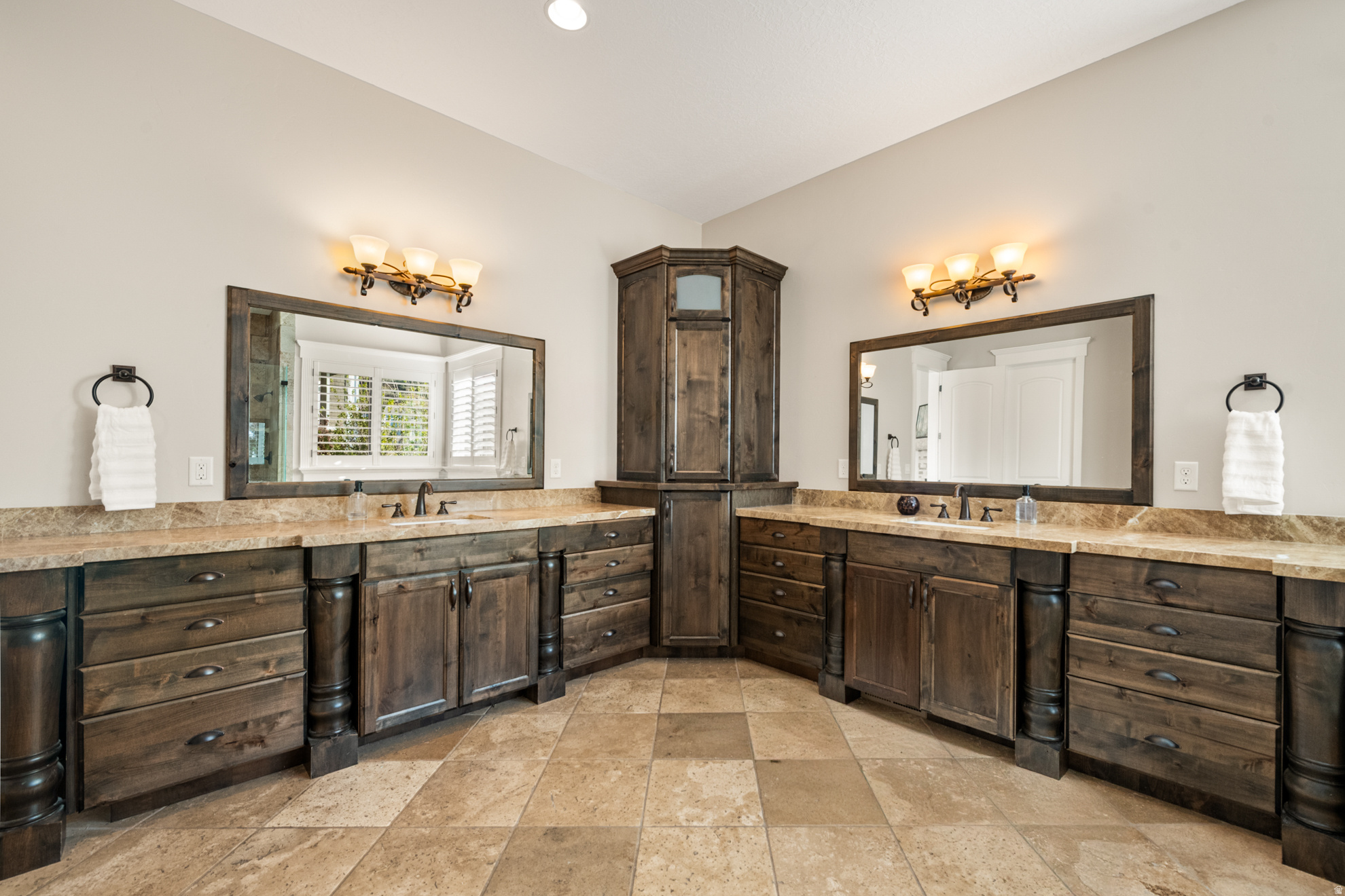 HERITAGE HILLS - Residential