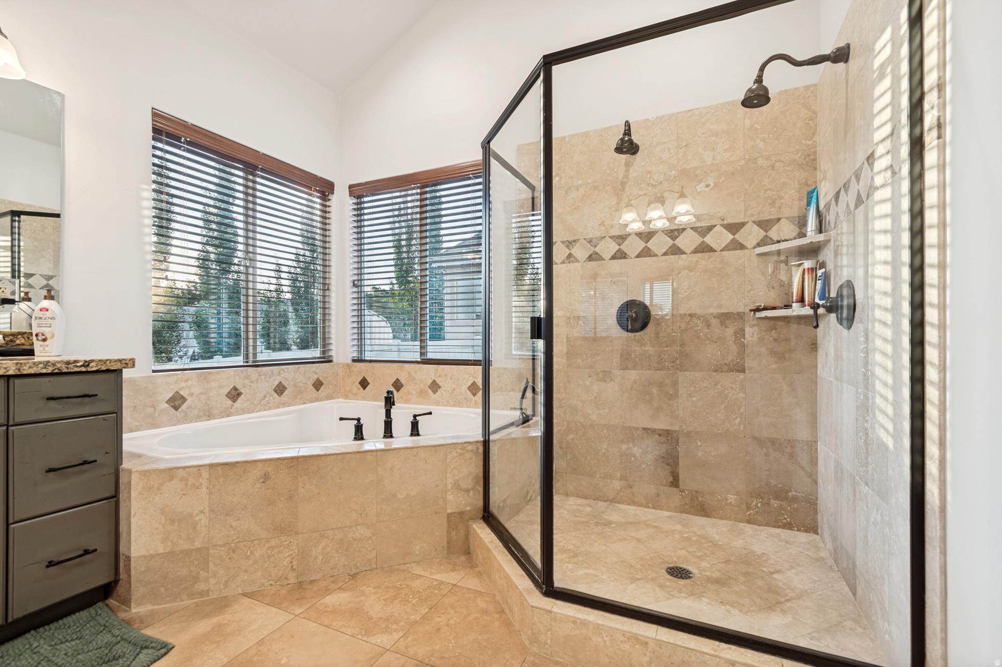 TEMPLE HAVEN - Residential