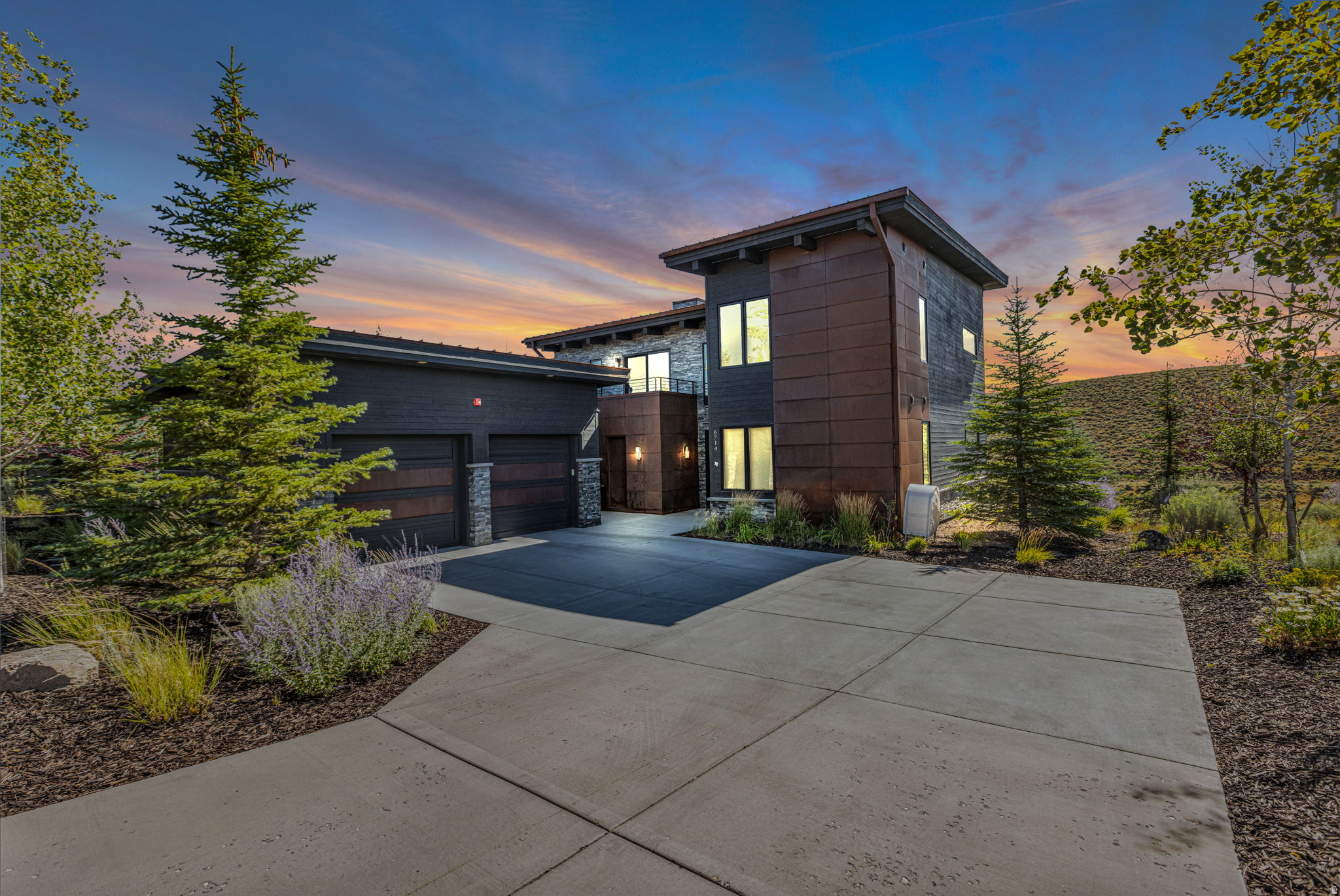 PROMONTORY NICKLAUS WEST - Residential