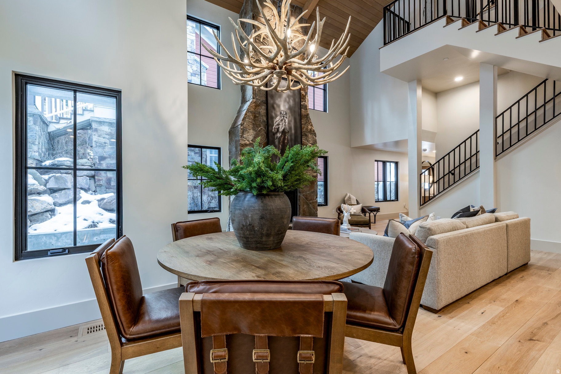 DALY WEST - Residential