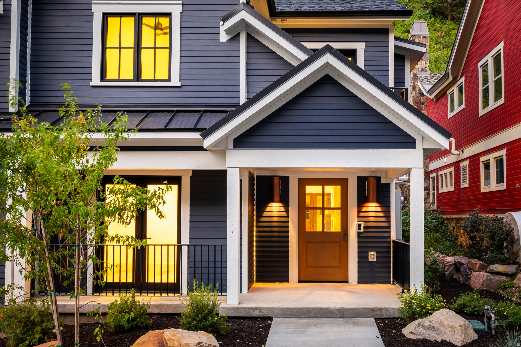 DALY WEST - Residential