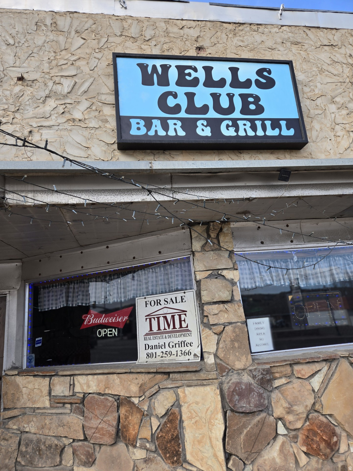 WELLS CLUB - Commercial Sale