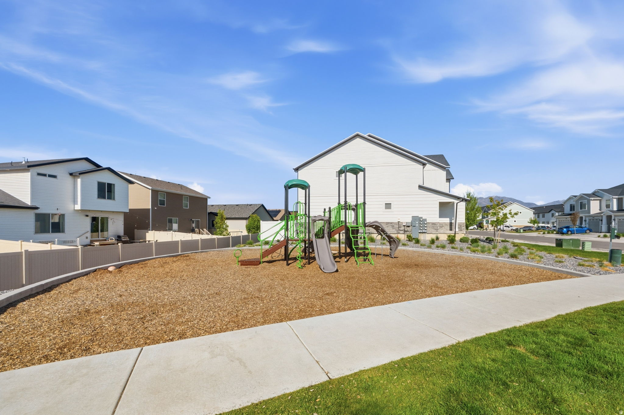 EAGLE POINT - Residential