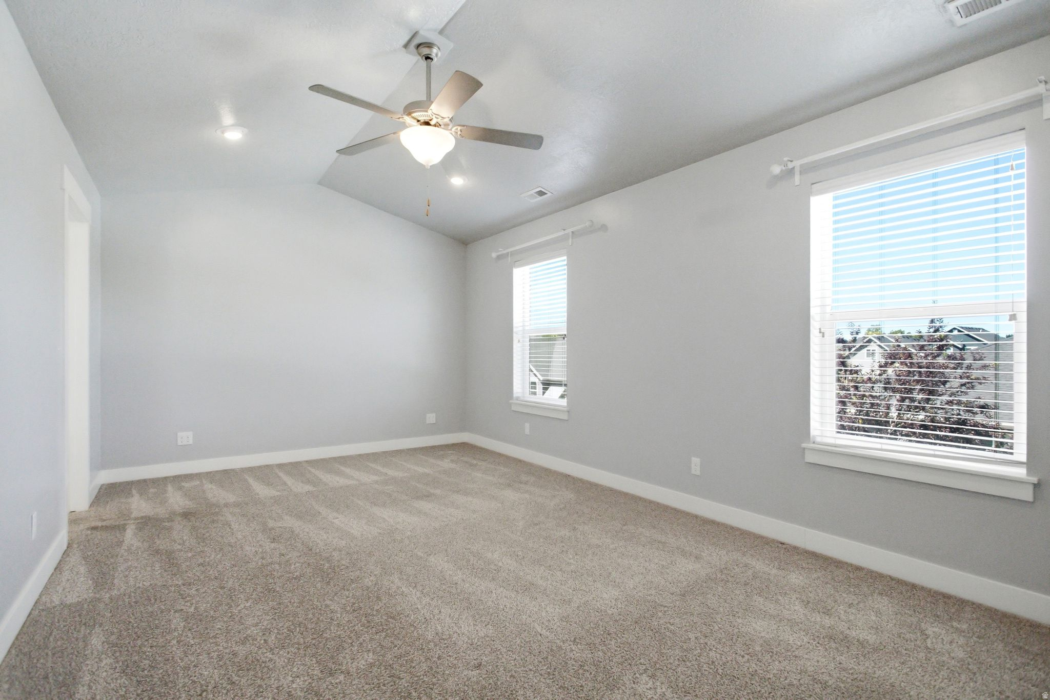 SALEM HEIGHTS - Residential
