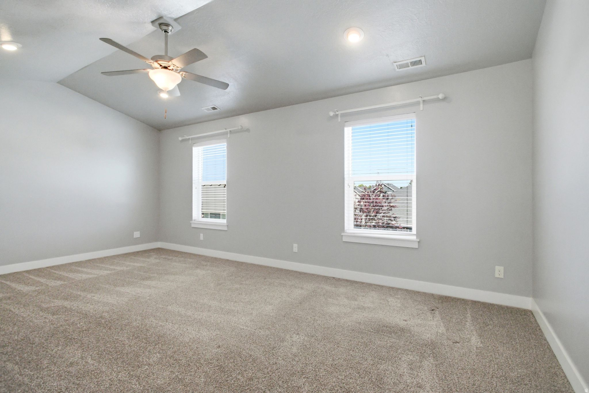 SALEM HEIGHTS - Residential