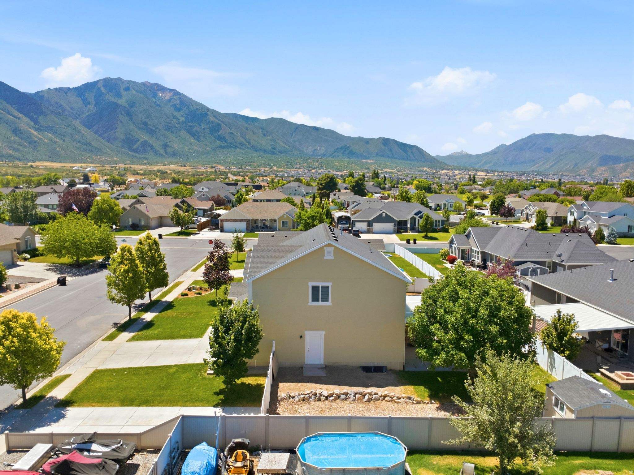 SALEM HEIGHTS - Residential