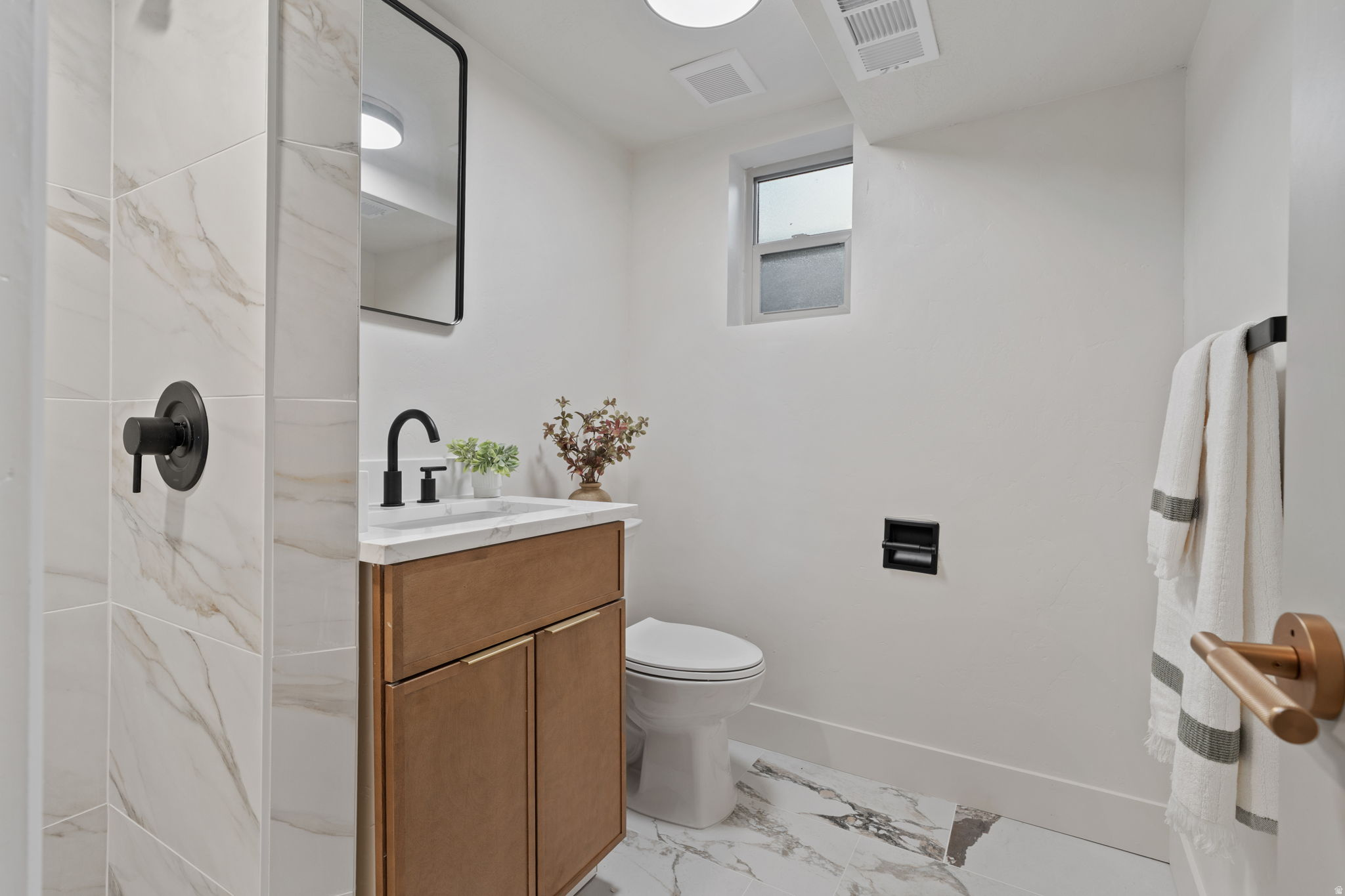 BEVERLY HEIGHTS - Residential
