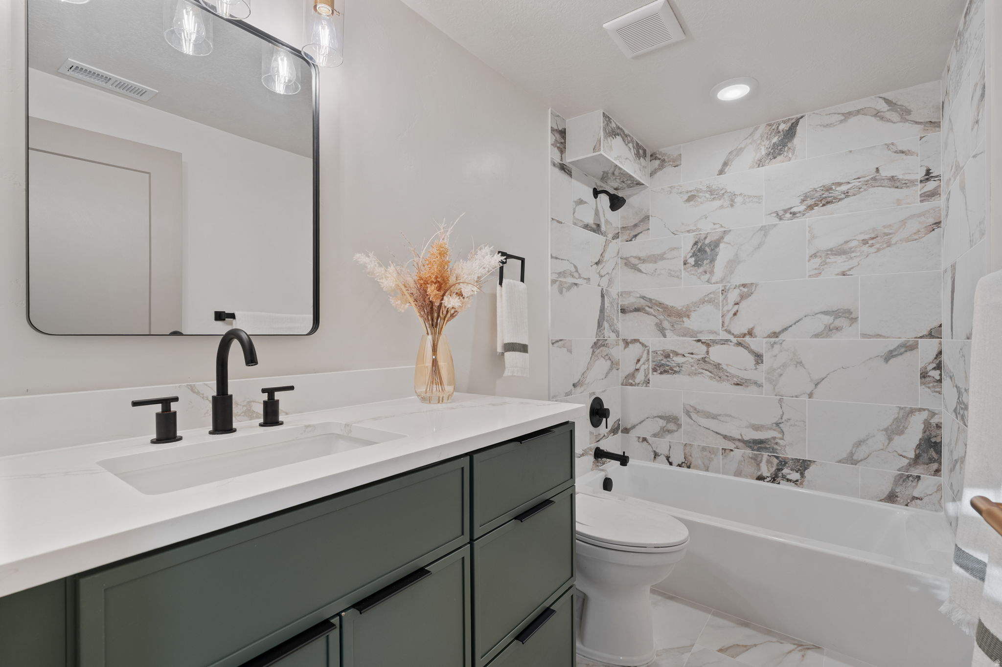 BEVERLY HEIGHTS - Residential