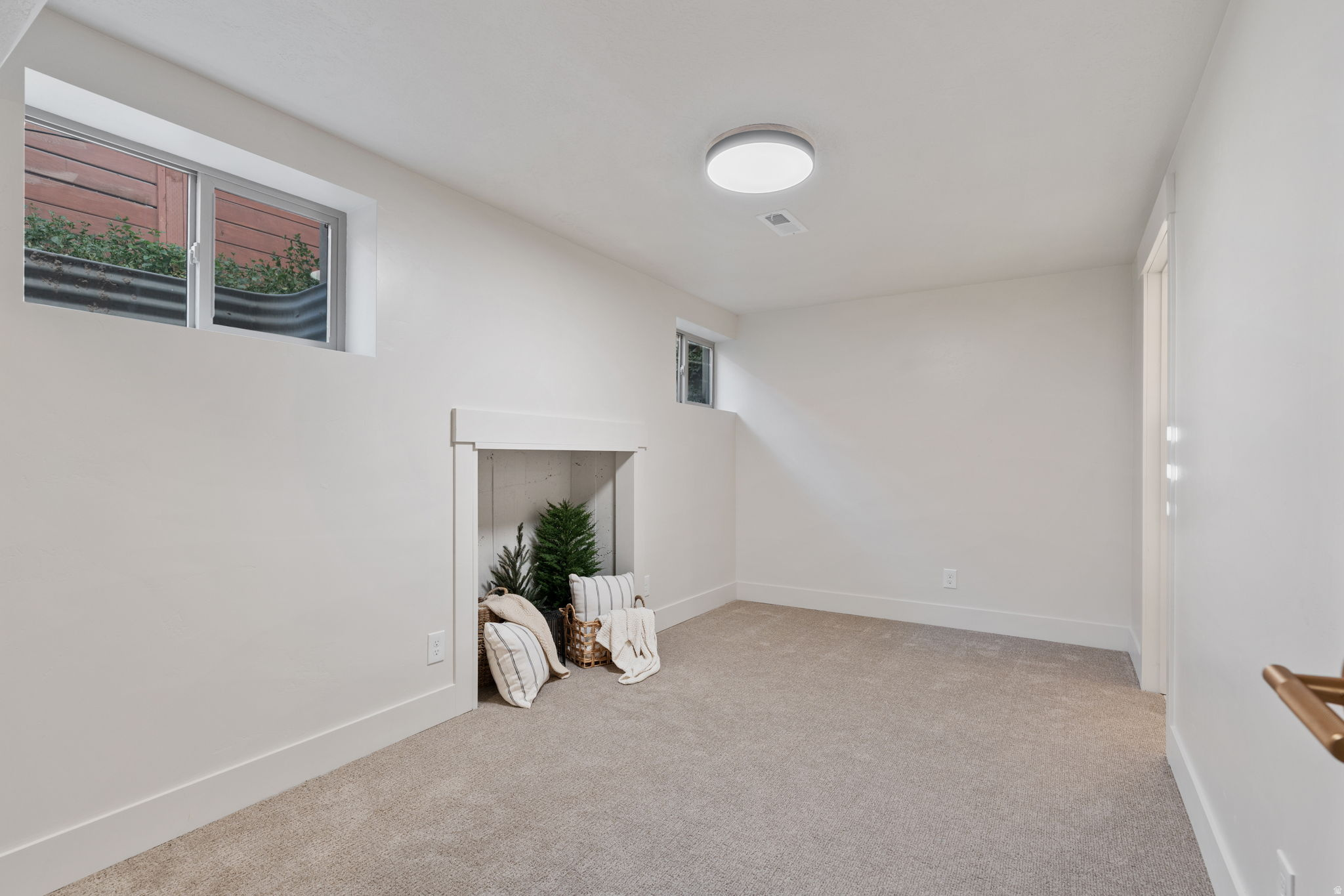 BEVERLY HEIGHTS - Residential