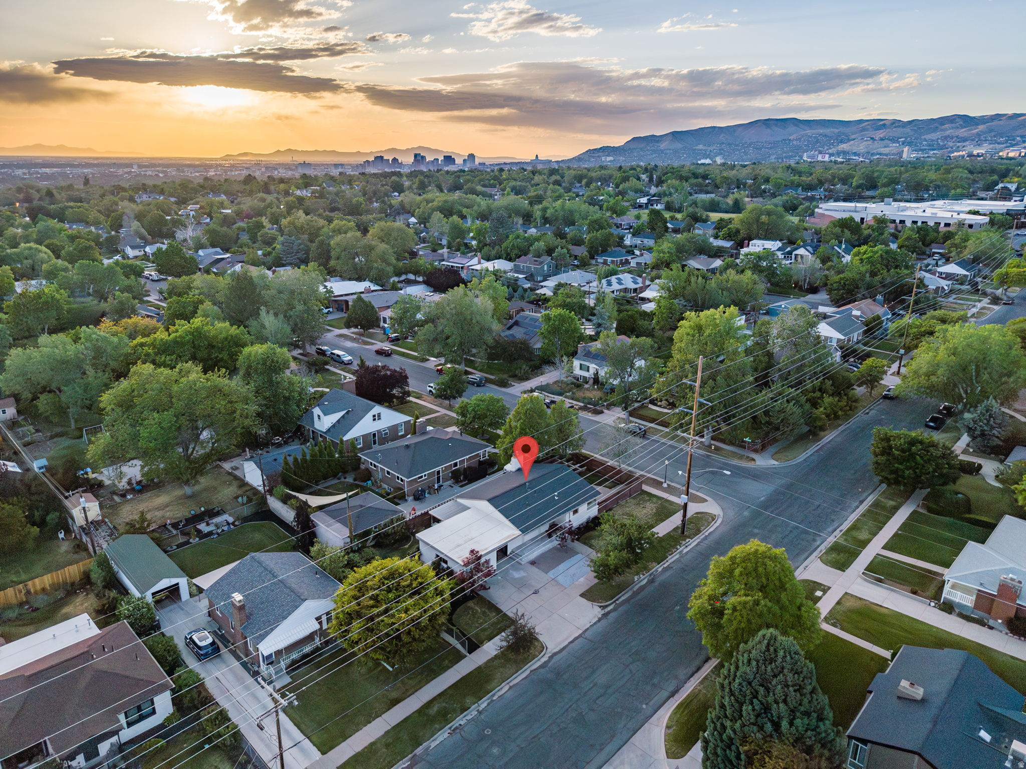 BEVERLY HEIGHTS - Residential