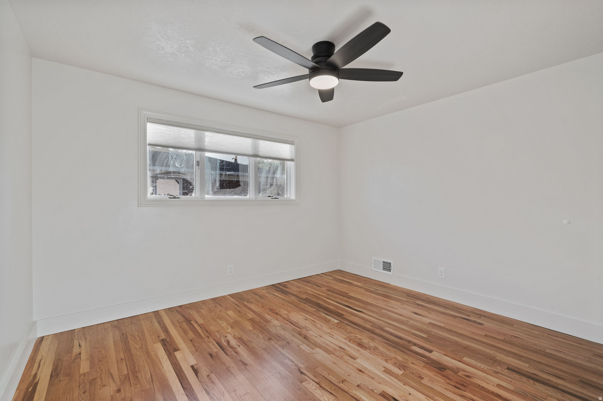 BEVERLY HEIGHTS - Residential