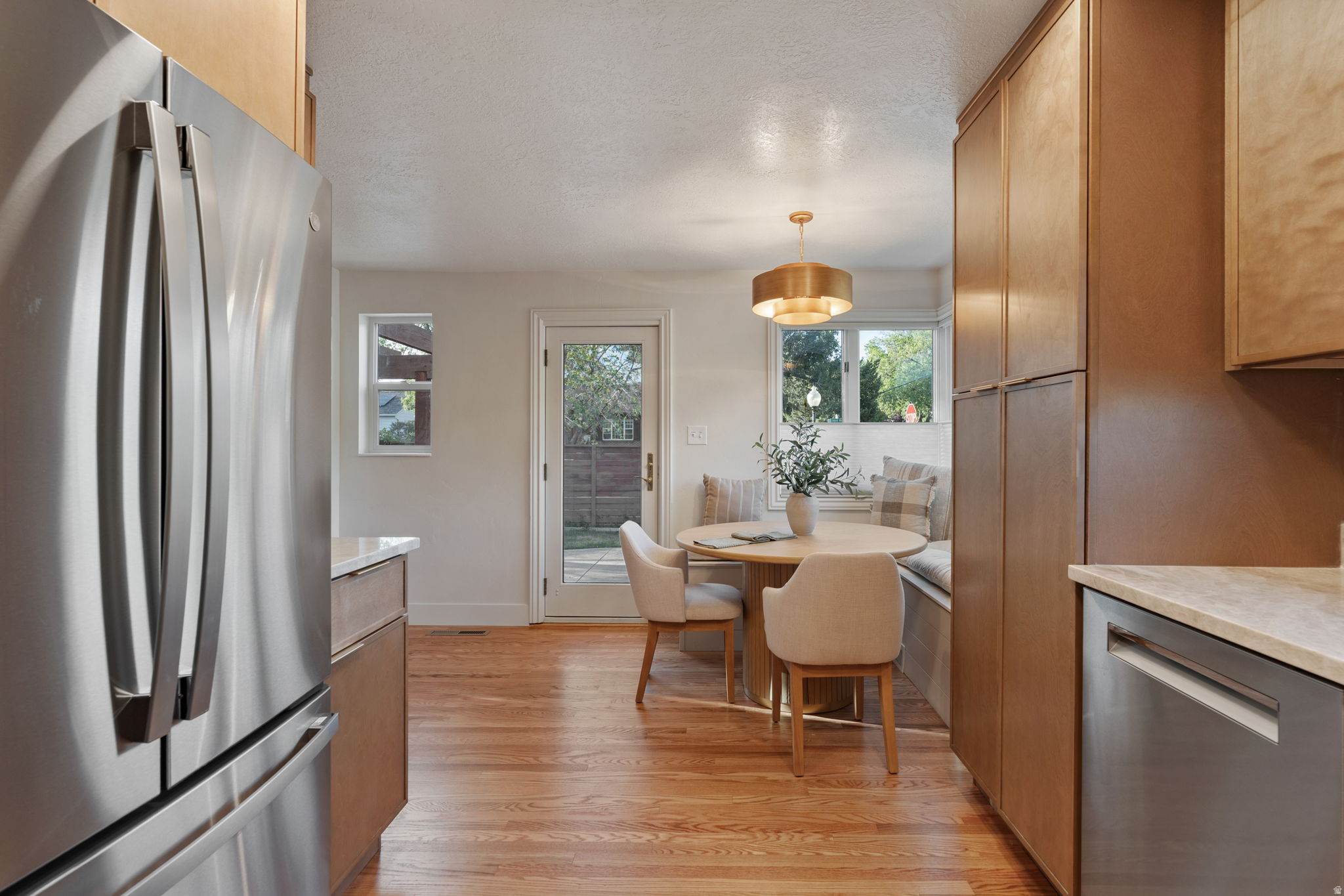 BEVERLY HEIGHTS - Residential