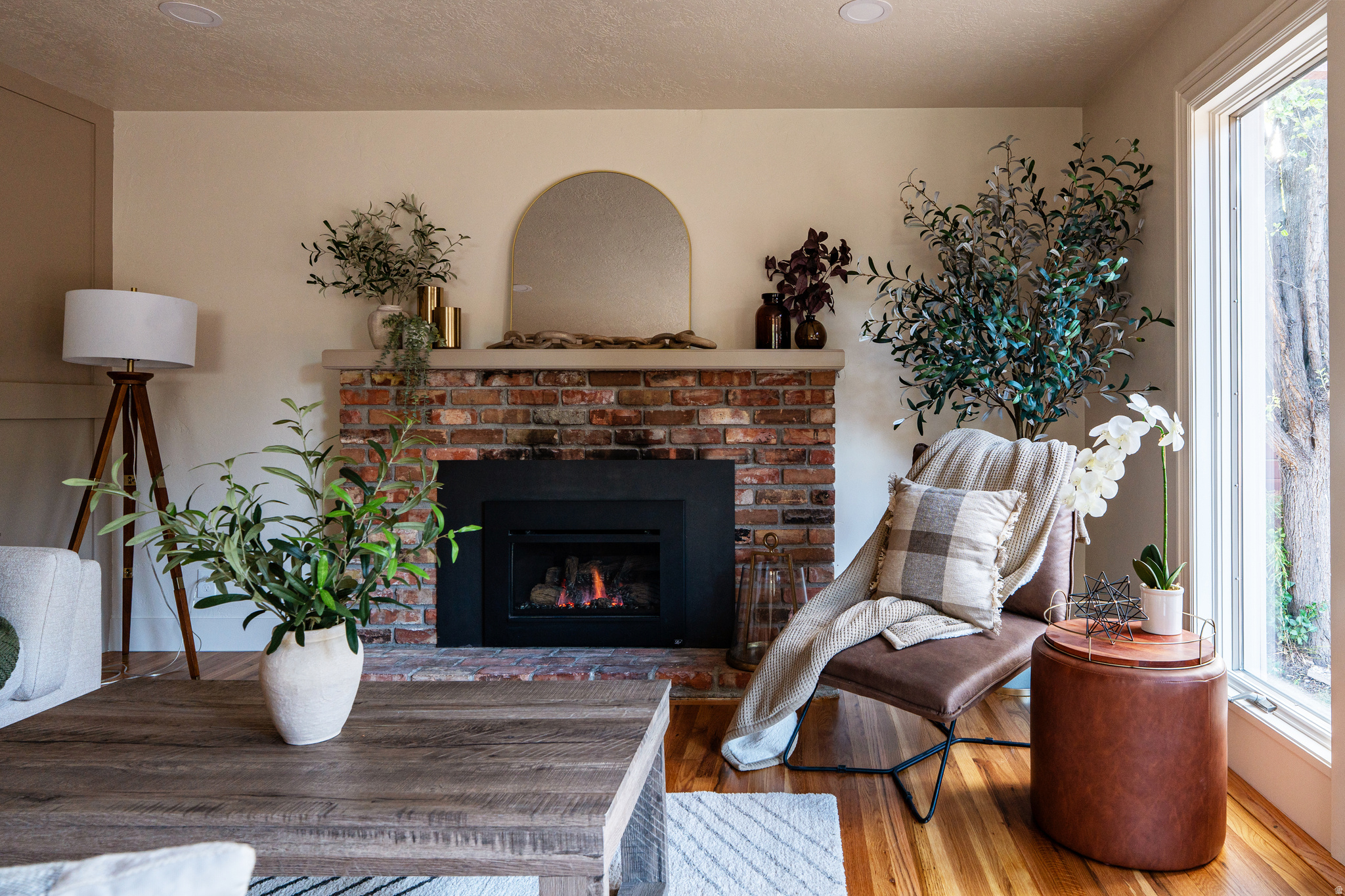 BEVERLY HEIGHTS - Residential