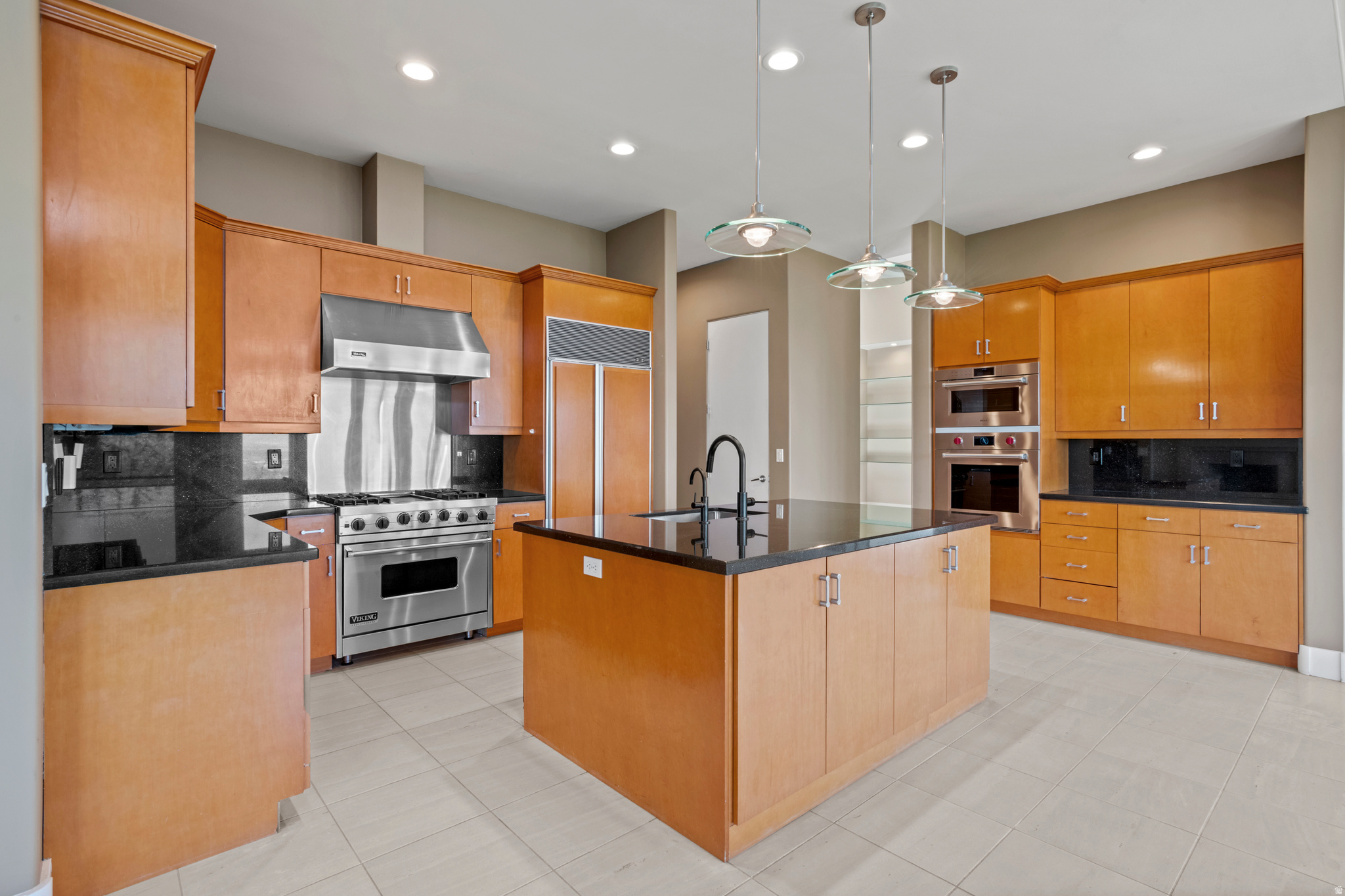 CANYON COVE - Residential