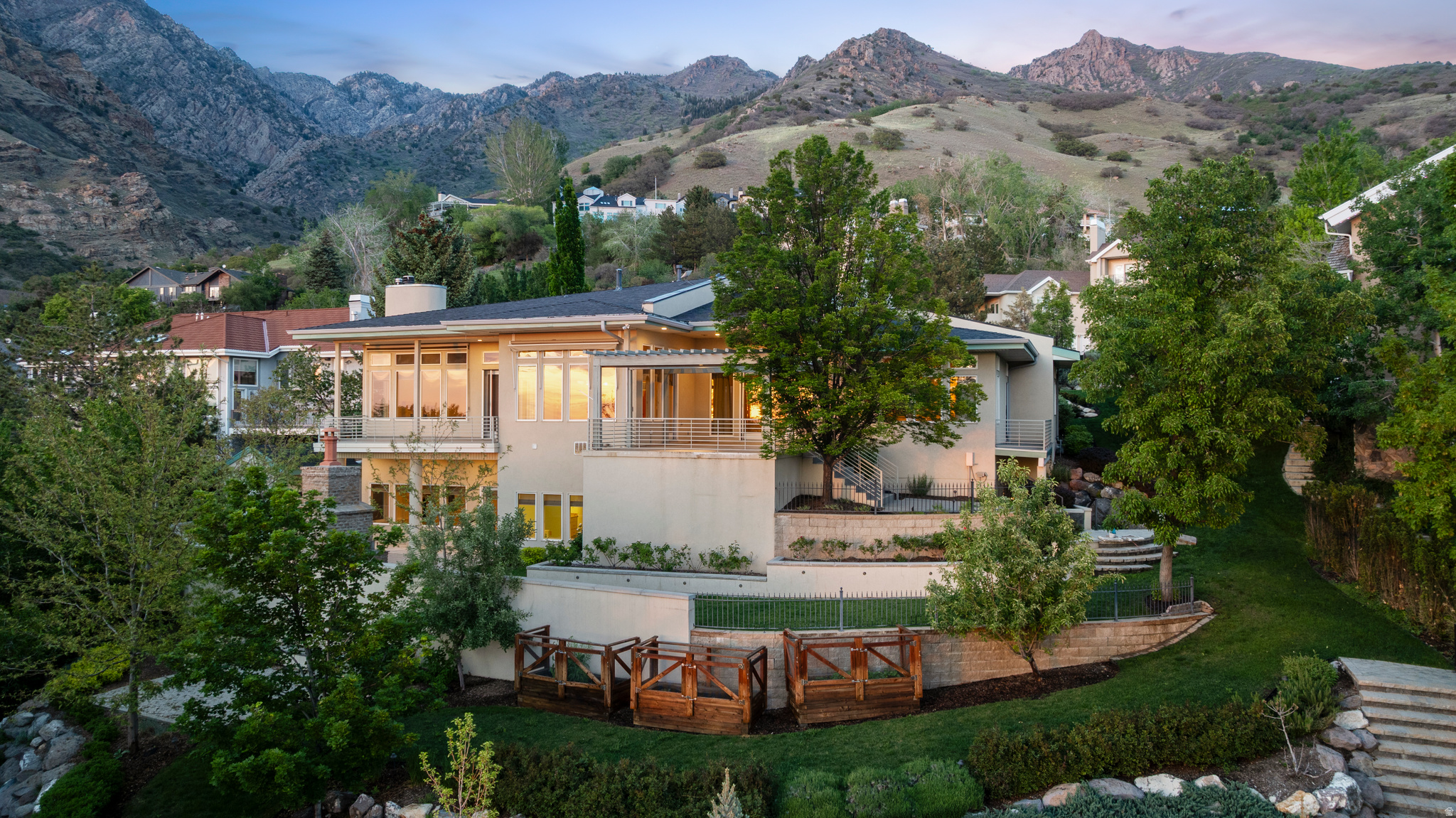 CANYON COVE - Residential