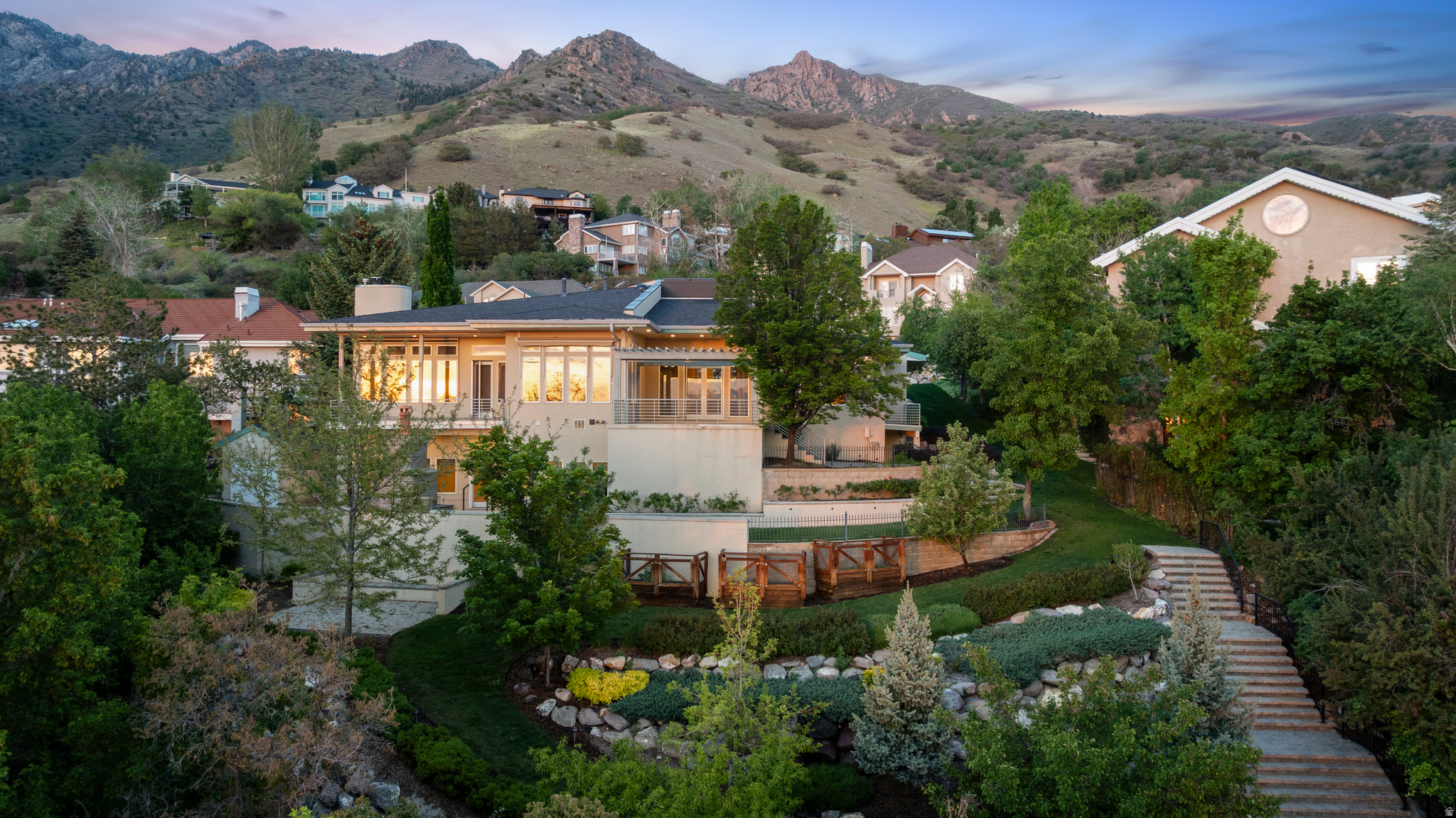 CANYON COVE - Residential