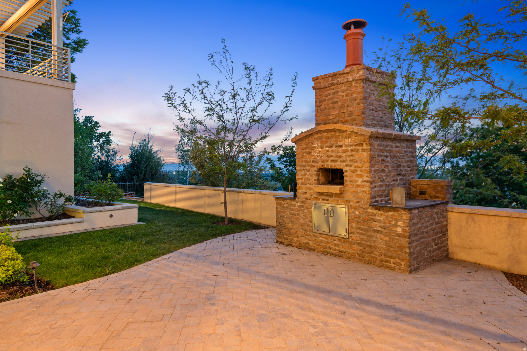 CANYON COVE - Residential