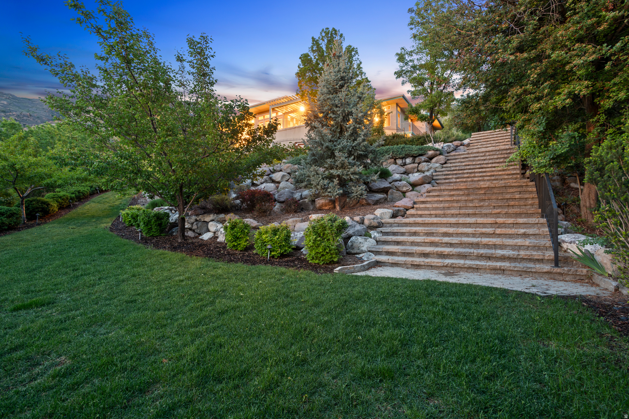 CANYON COVE - Residential
