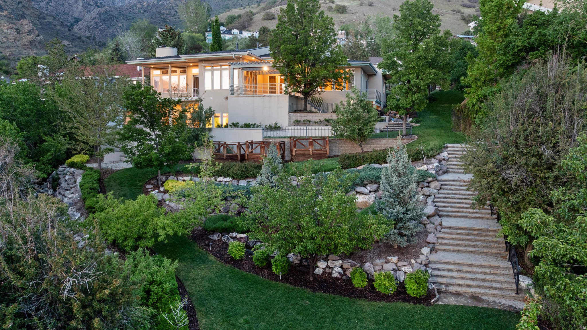 CANYON COVE - Residential