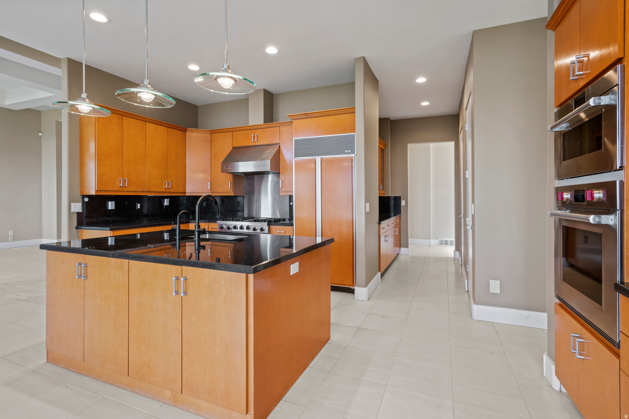 CANYON COVE - Residential