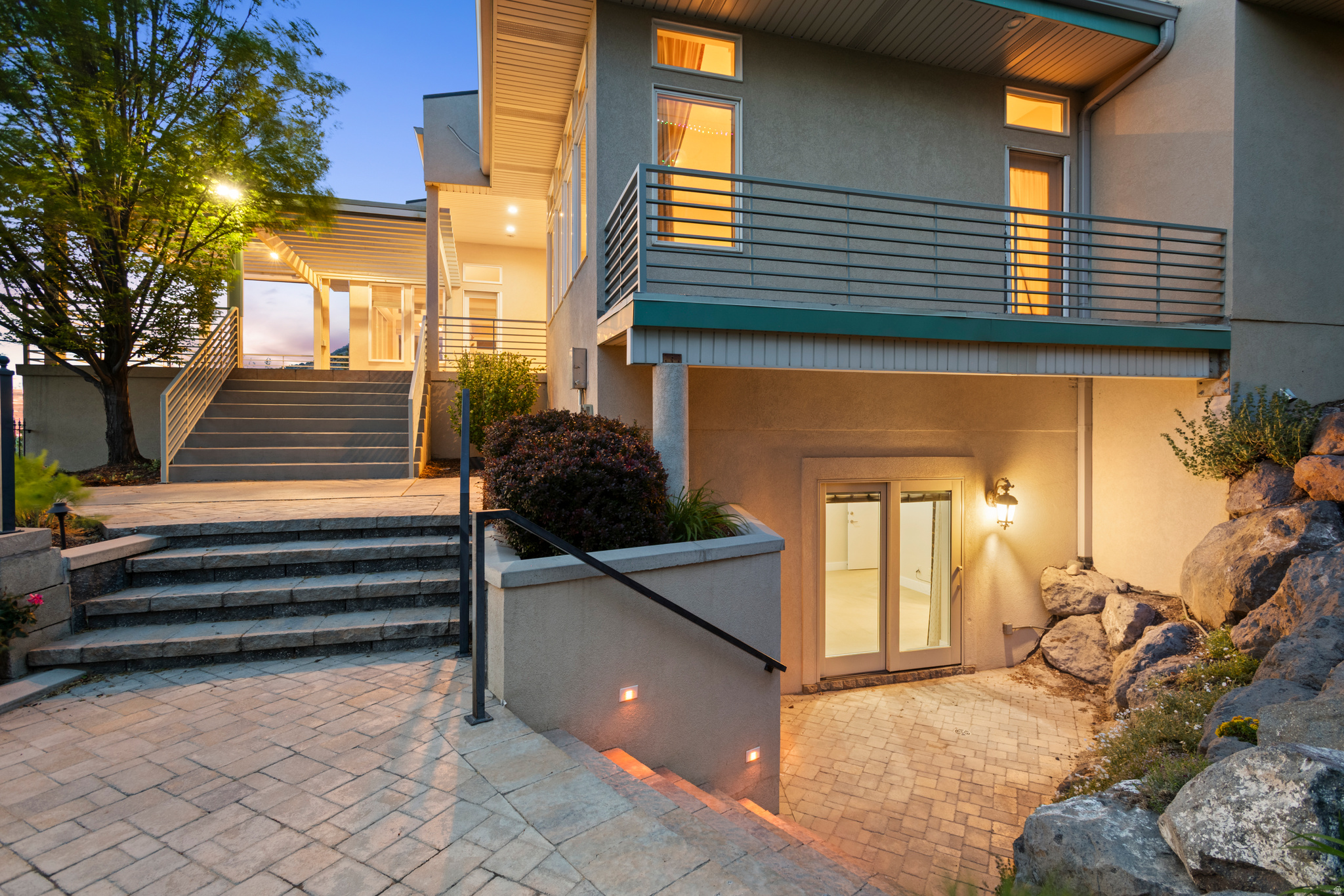 CANYON COVE - Residential