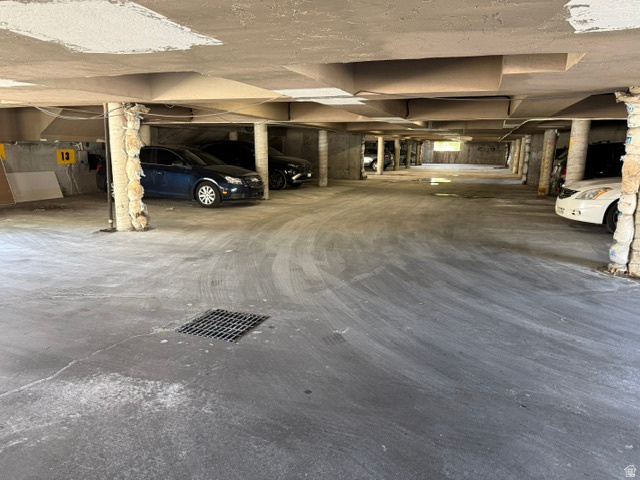 DEVONSHIRE COMMONS CONDO - Residential