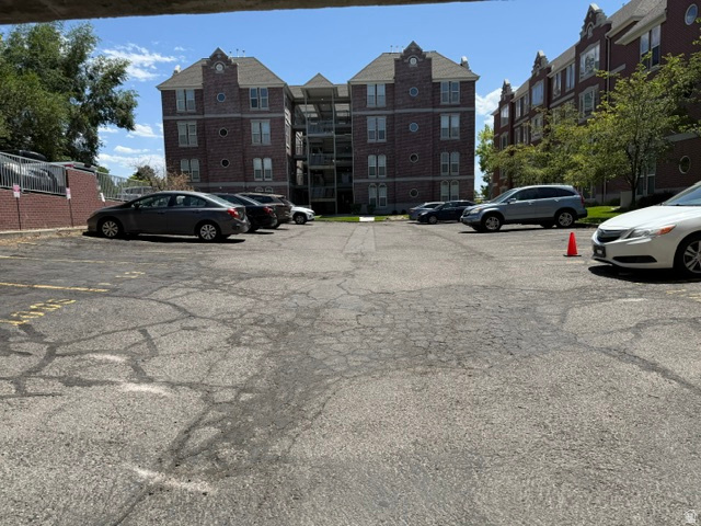 DEVONSHIRE COMMONS CONDO - Residential
