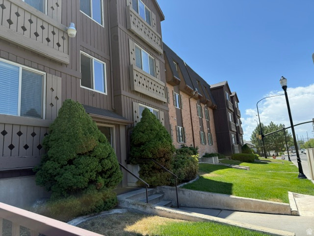 AS OF NOW ALL SPACES ARE AVAILABLE FOR FALL.  Located just 2 blocks from BYU!  Close to Brick Oven and all the sports areas like tennis courts, Richards Building (with indoor track etc), South Field, Haws Field and the indoor practice facility!  City zoned for 4 singles!  Large living and bedrooms!  Easy access to UVX and Provo City Library!  Great shape, take a look at the video link on the MLS!  24 hours notice to show.