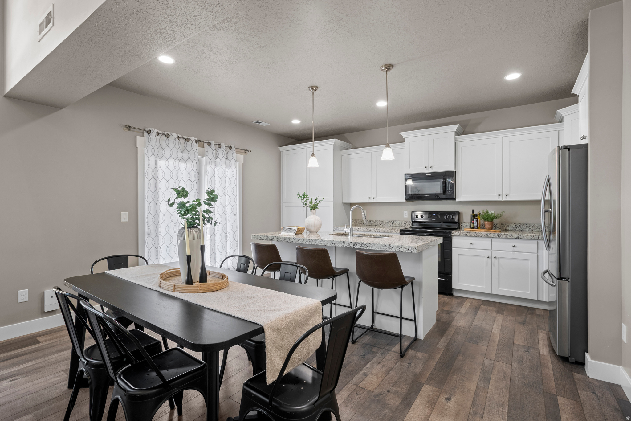 COTTAGES - Residential