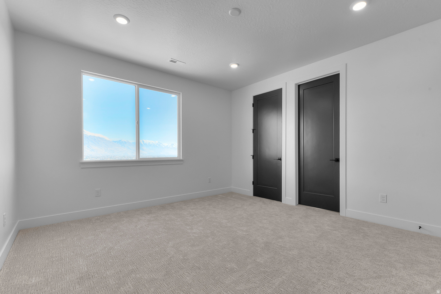 INVERNESS BY D.R. HORTON - Residential