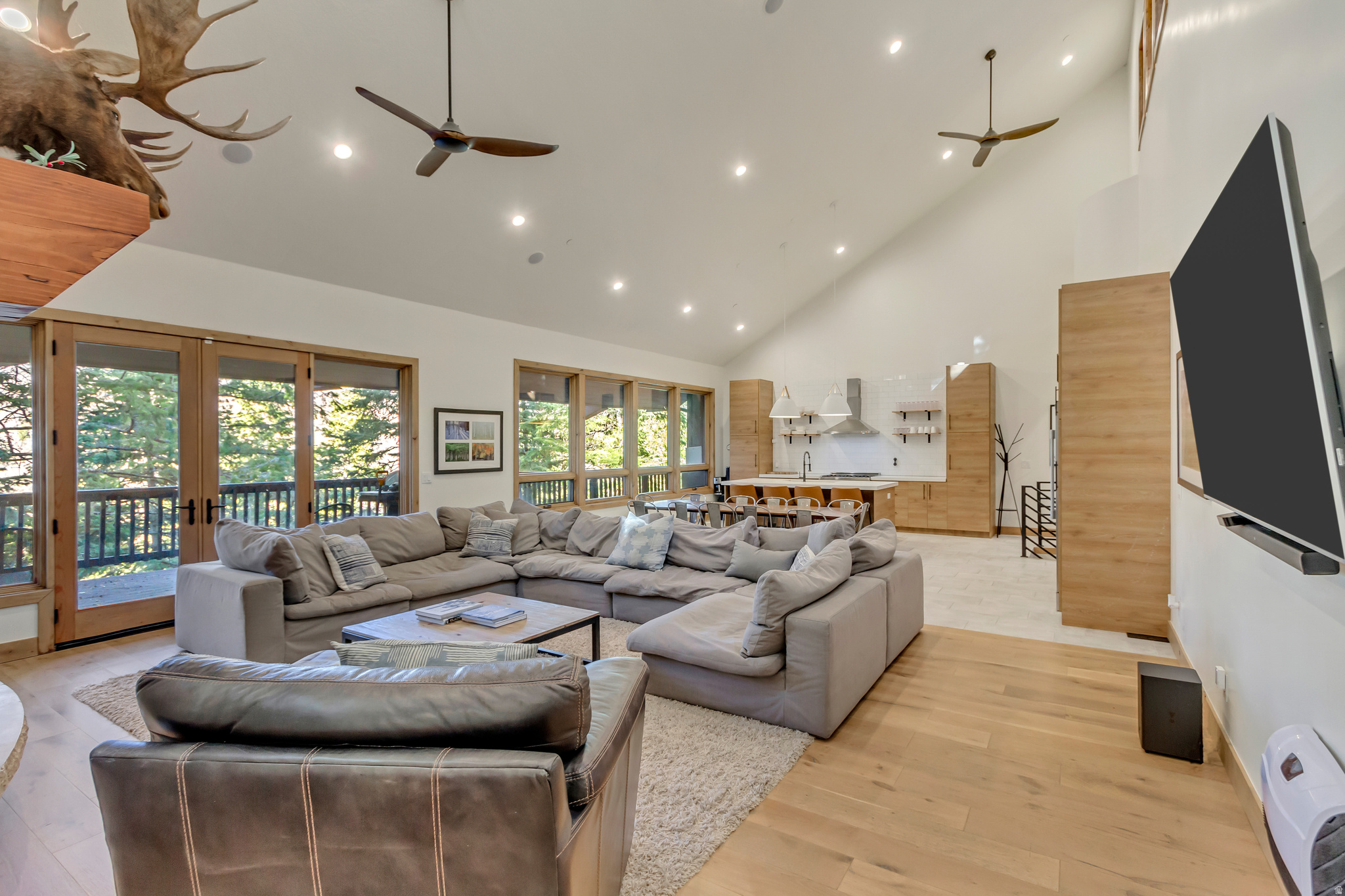 STEWART CASCADE - Residential
