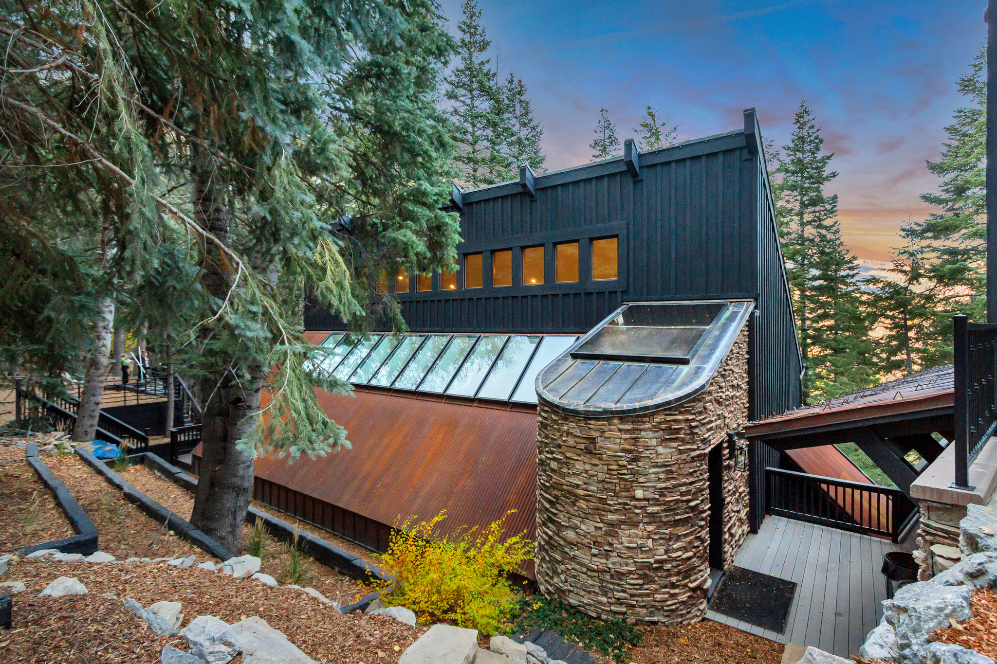 STEWART CASCADE - Residential