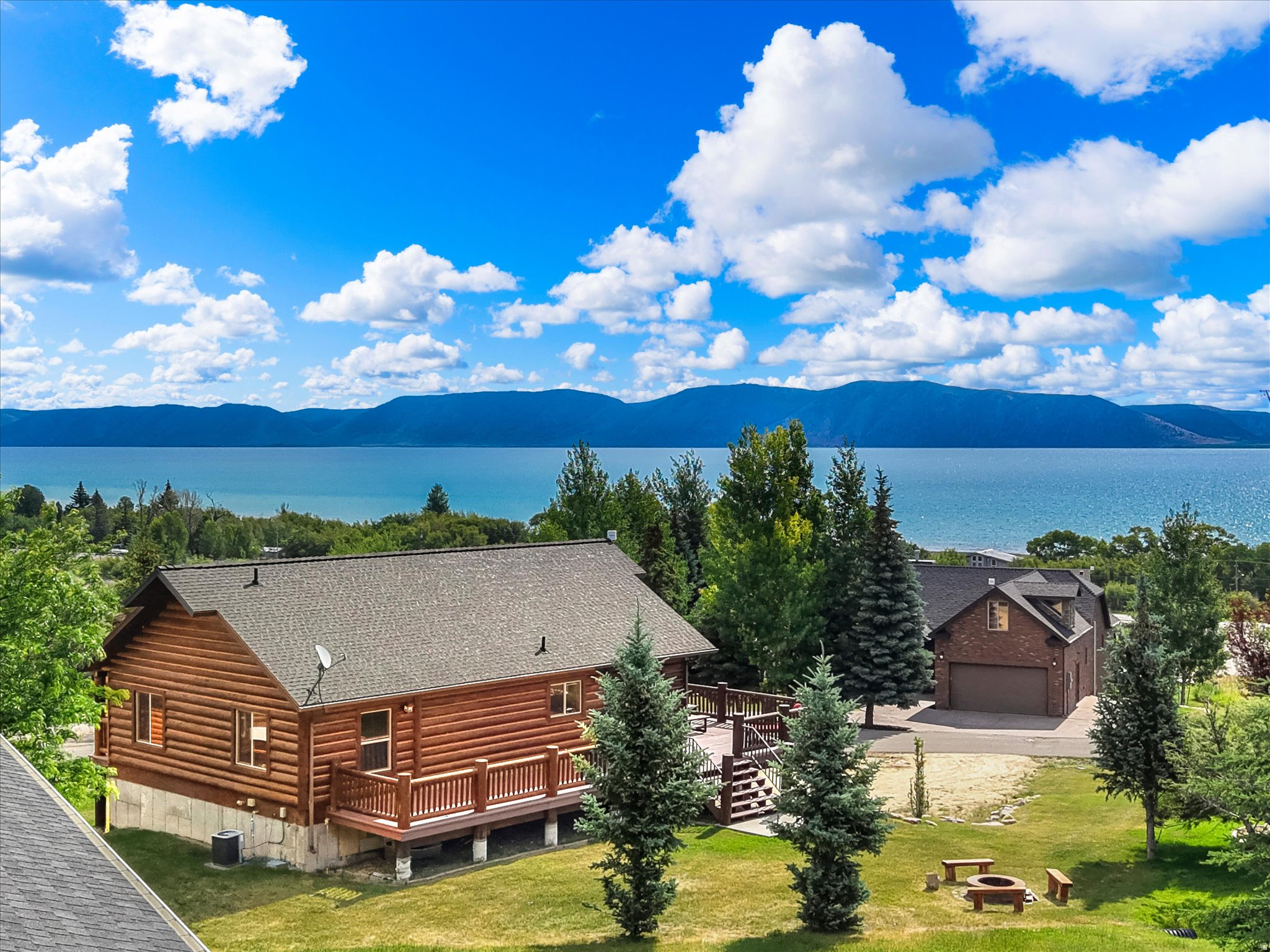 SNOW MEADOWS - Residential