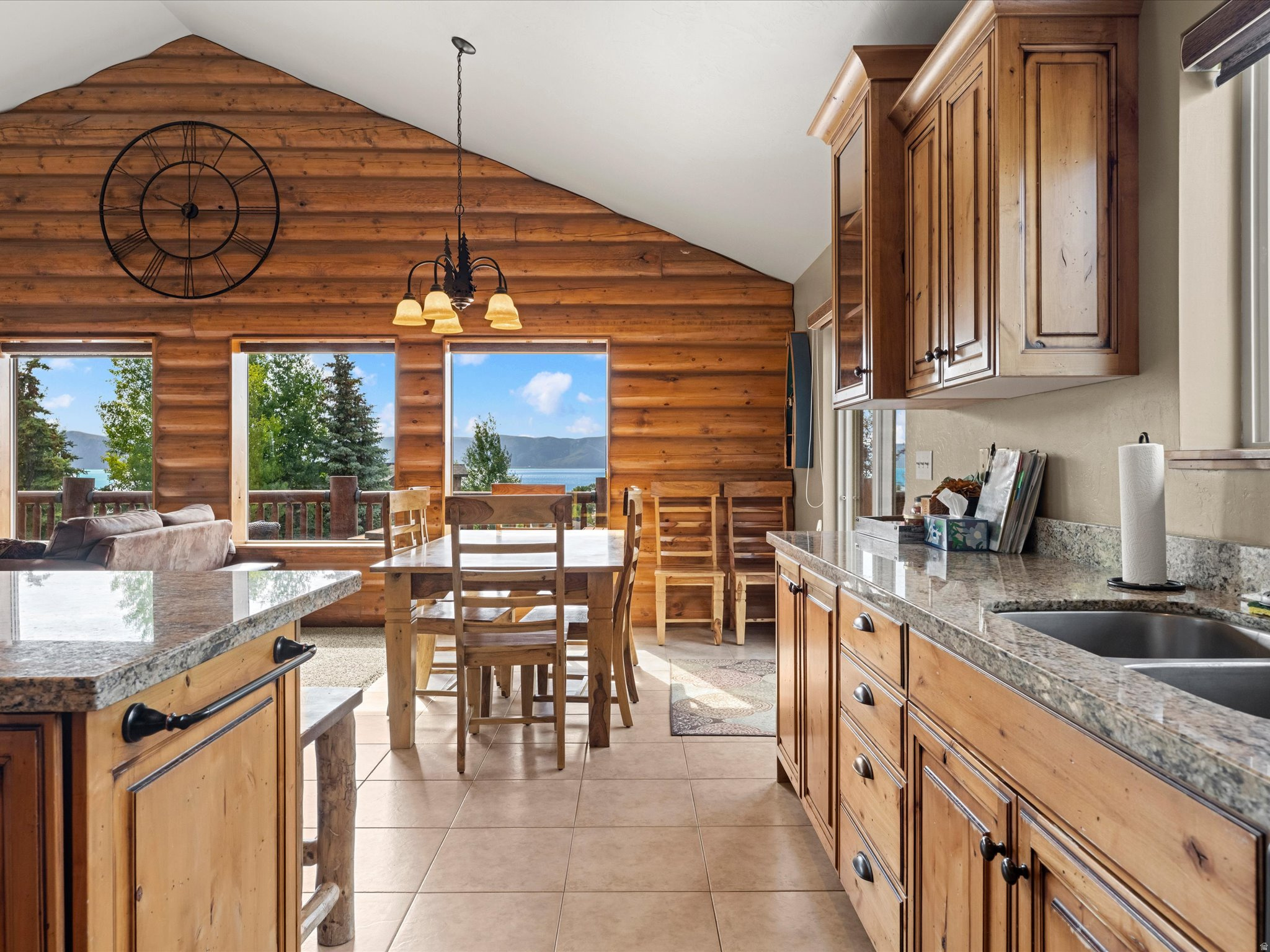 SNOW MEADOWS - Residential