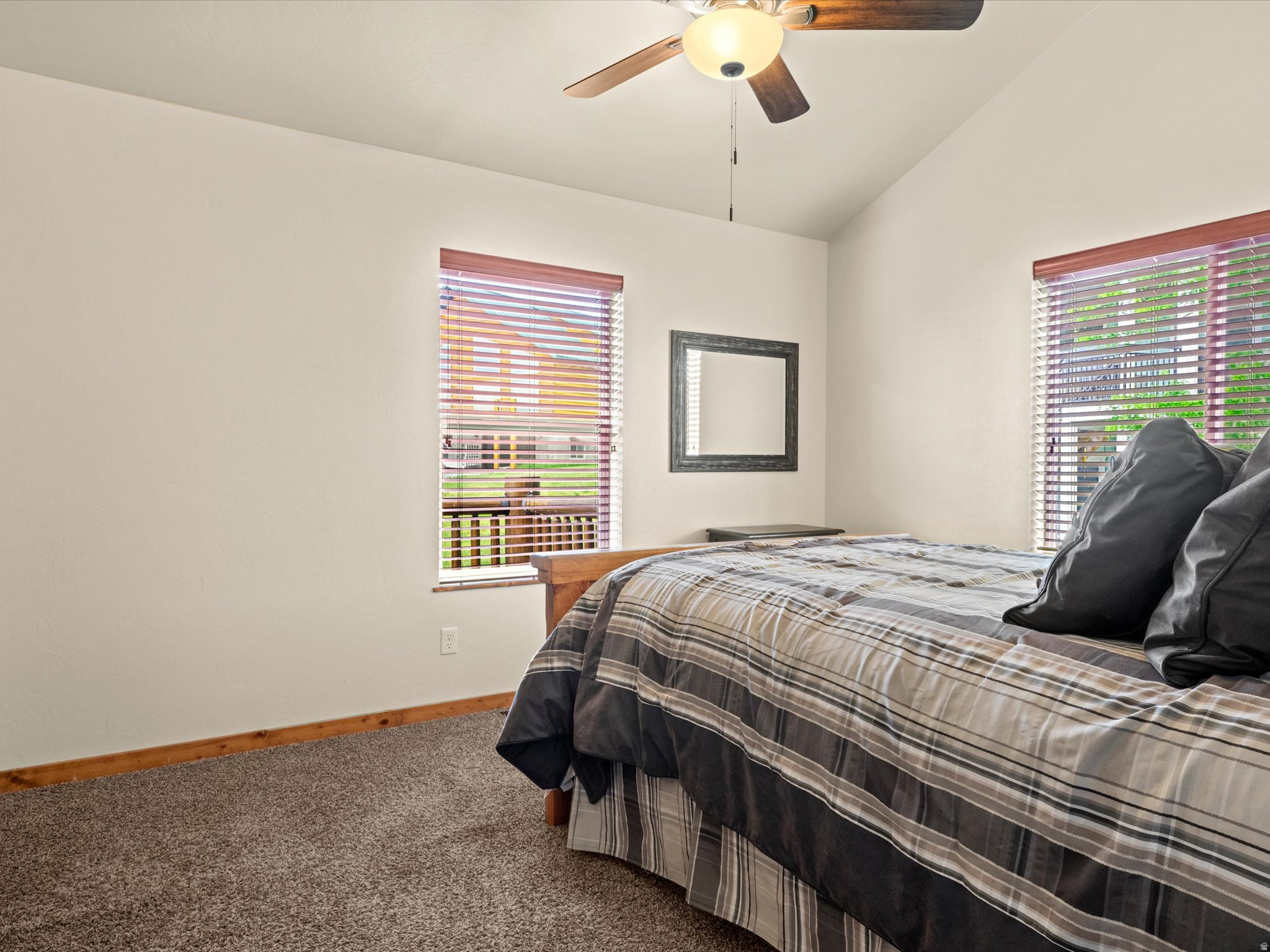 SNOW MEADOWS - Residential