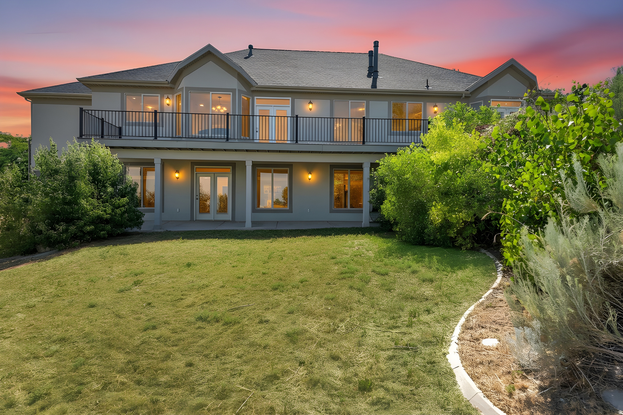 EAGLEPOINTE ESTATES - Residential