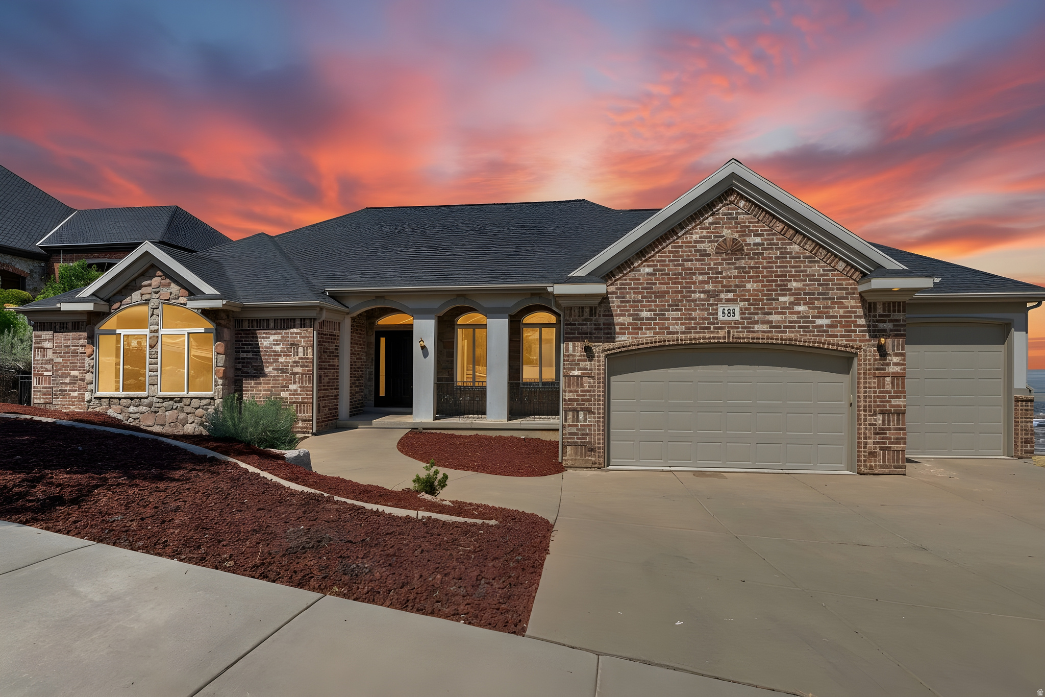 EAGLEPOINTE ESTATES - Residential