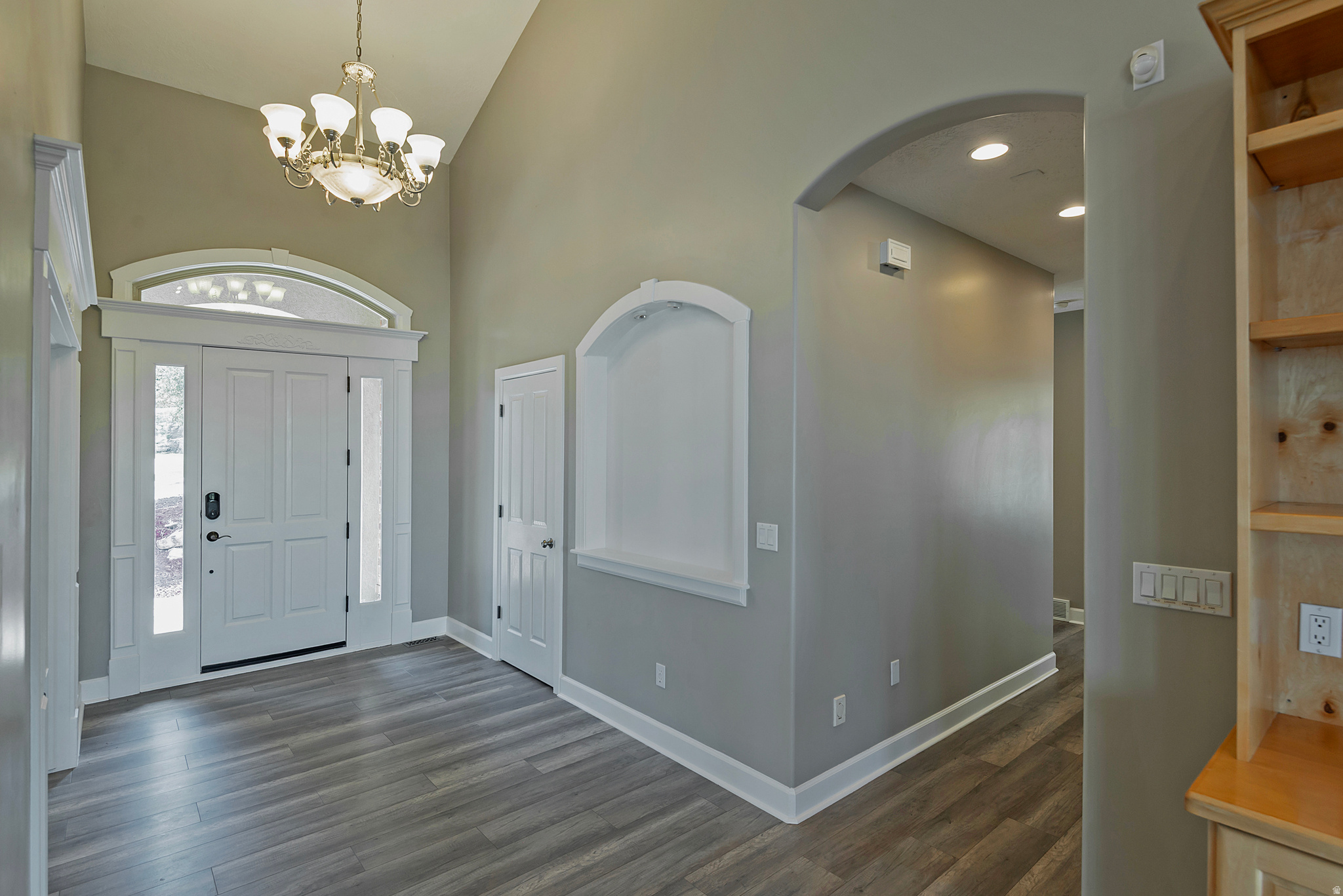 EAGLEPOINTE ESTATES - Residential