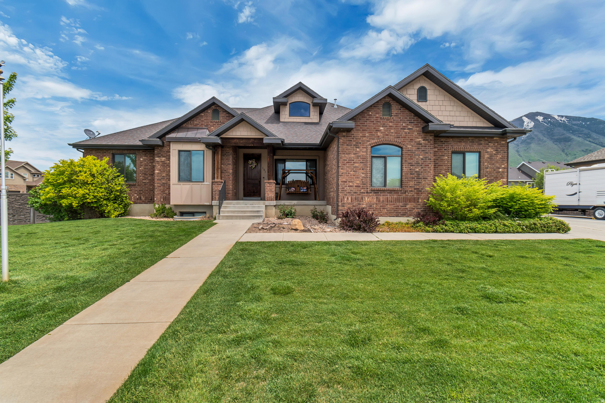 THE MEADOWS AT MOUNT LOAFER - Residential