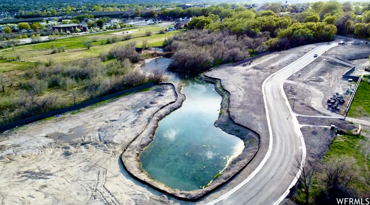 RIVER SPRINGS ESTATE - Residential