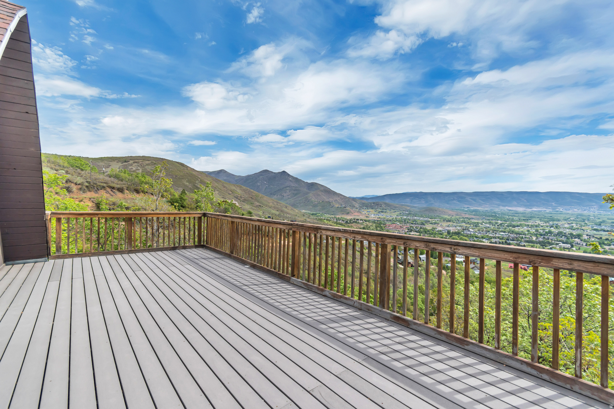 SWISS MOUNTAIN ESTATES - Residential