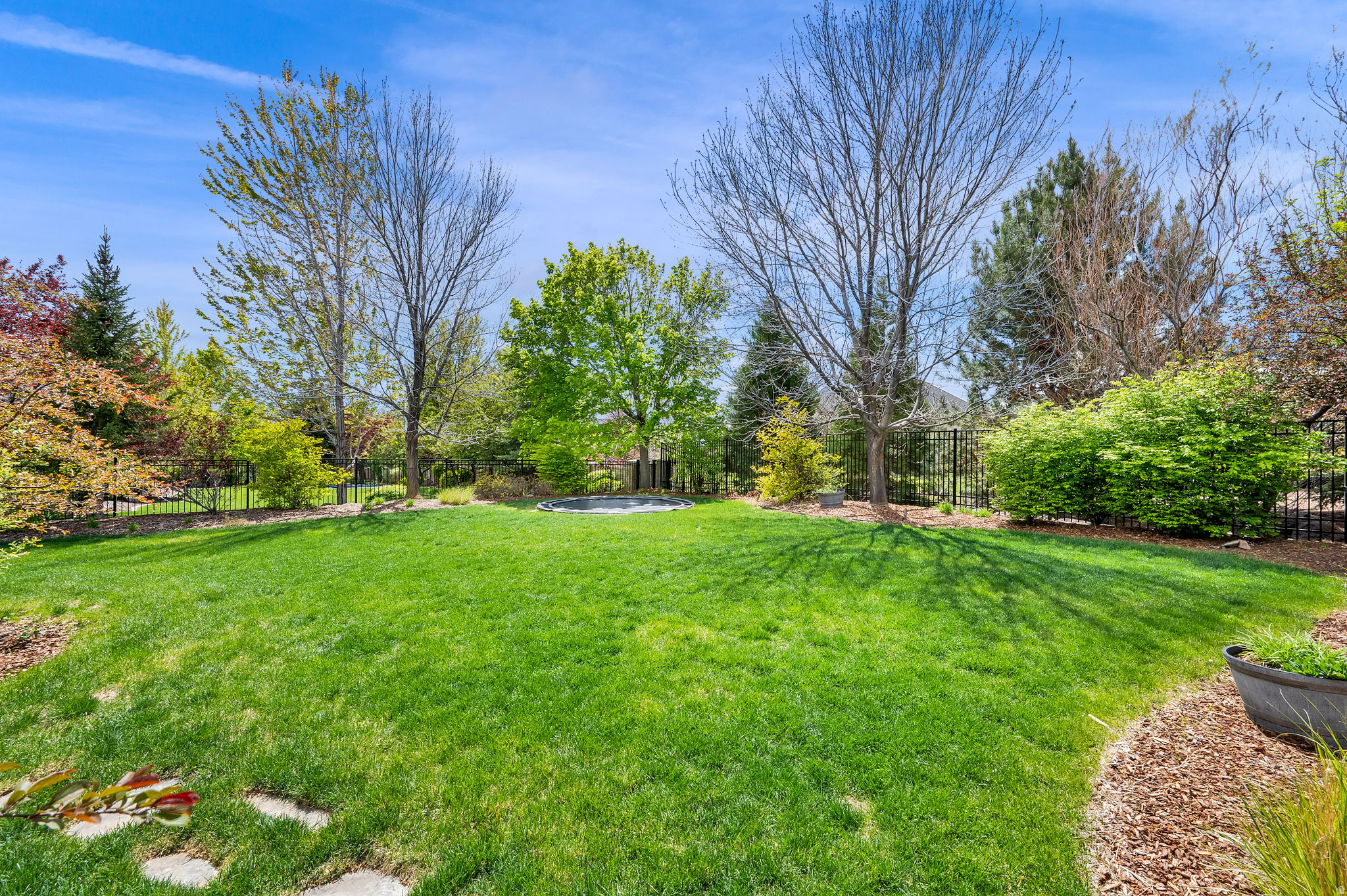 TWIN BRIDGES - Residential
