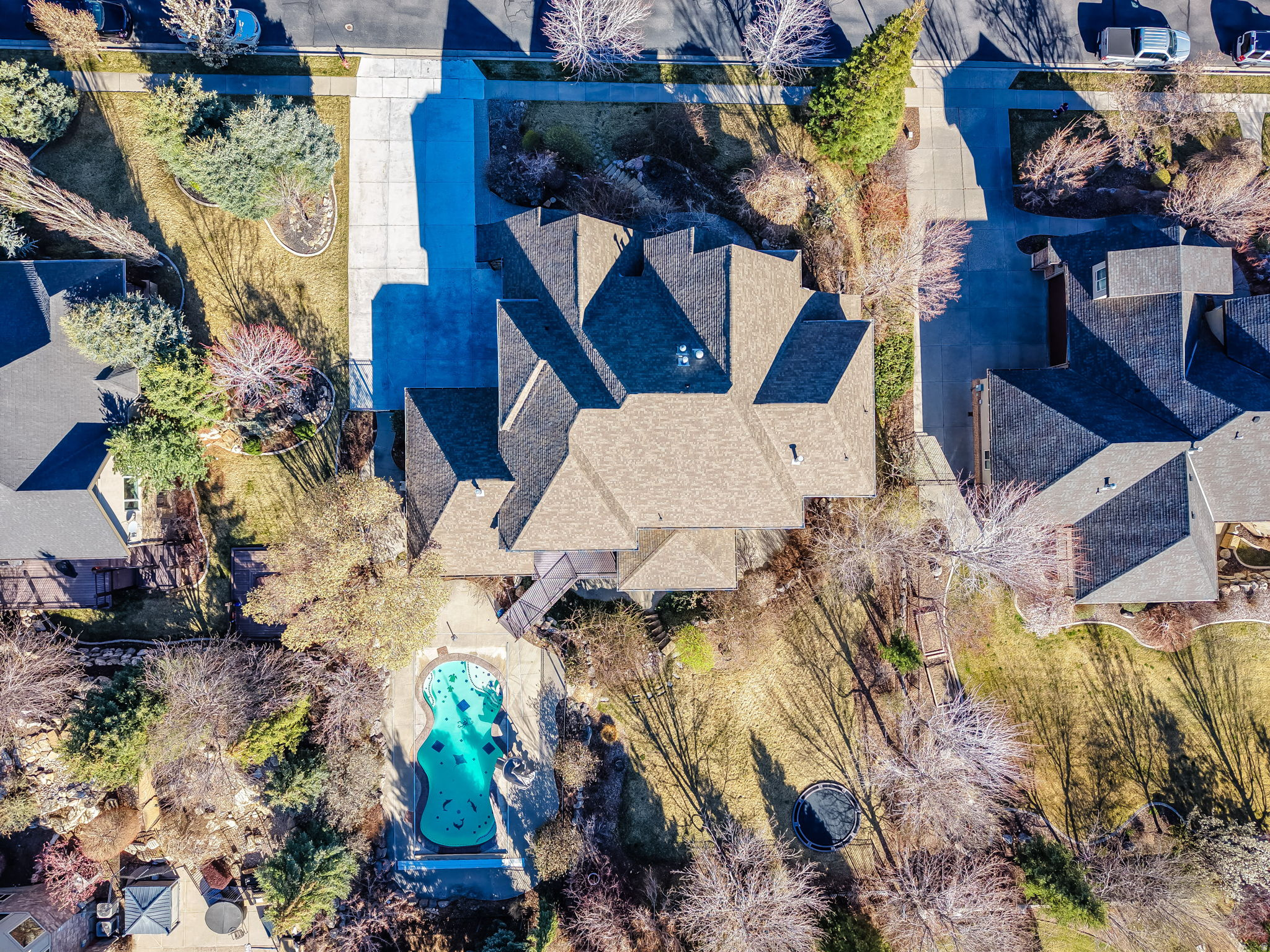 TWIN BRIDGES - Residential