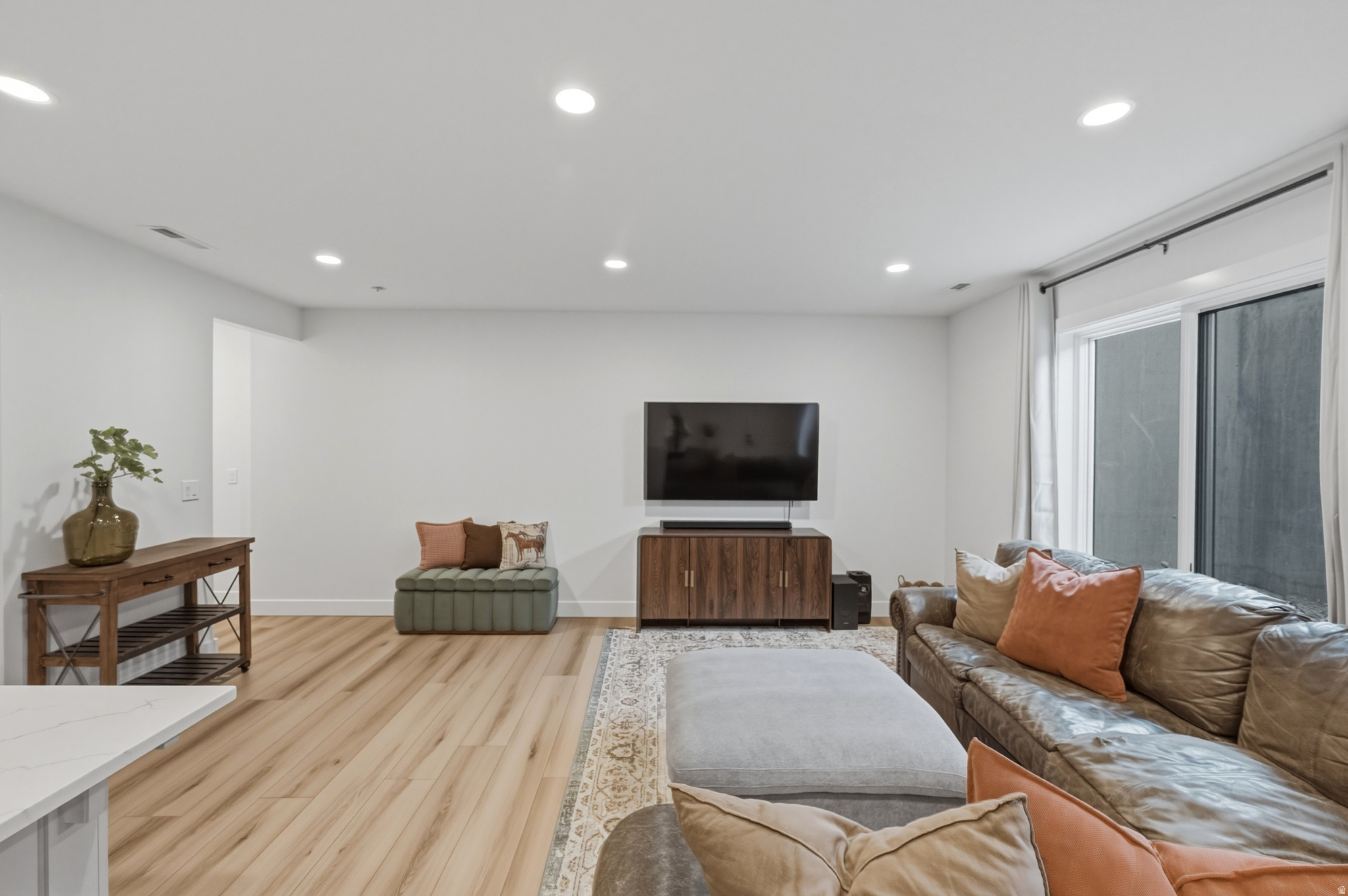 MEADOWS - Residential
