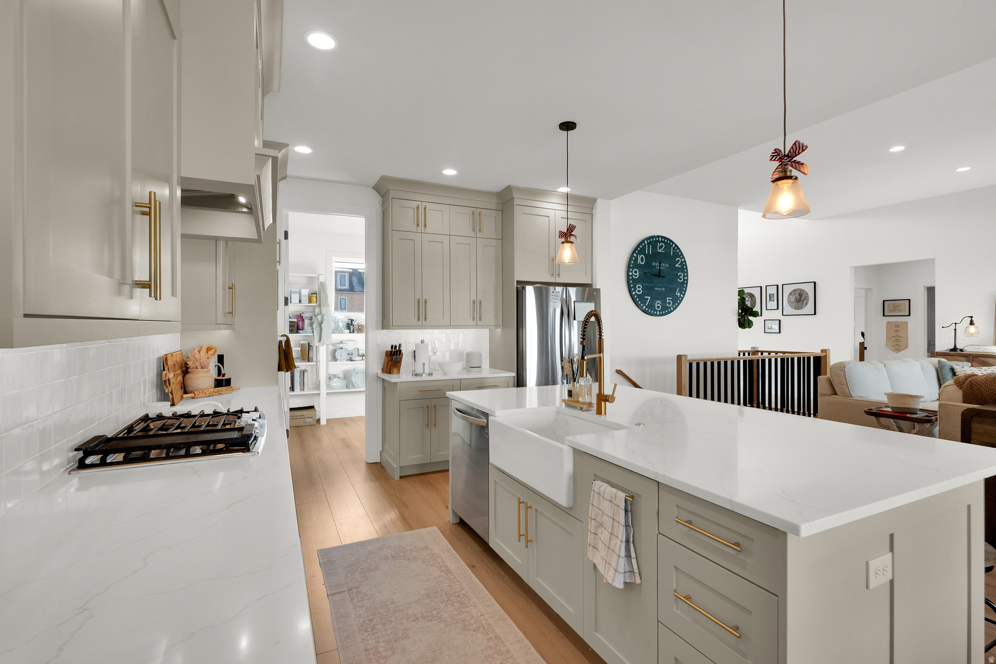 MEADOWS - Residential