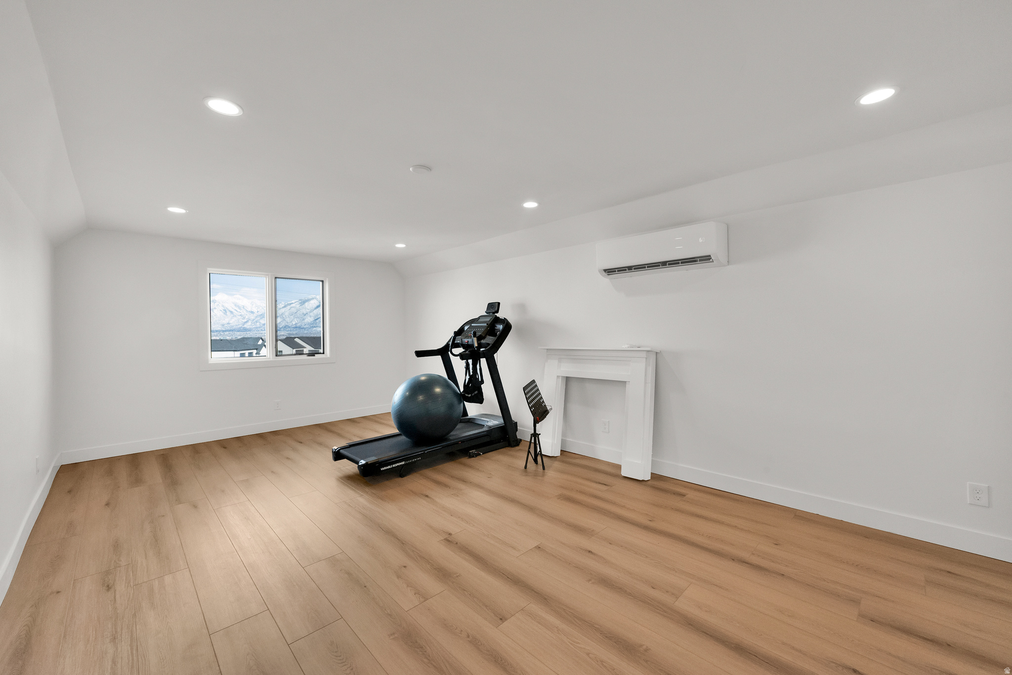 MEADOWS - Residential