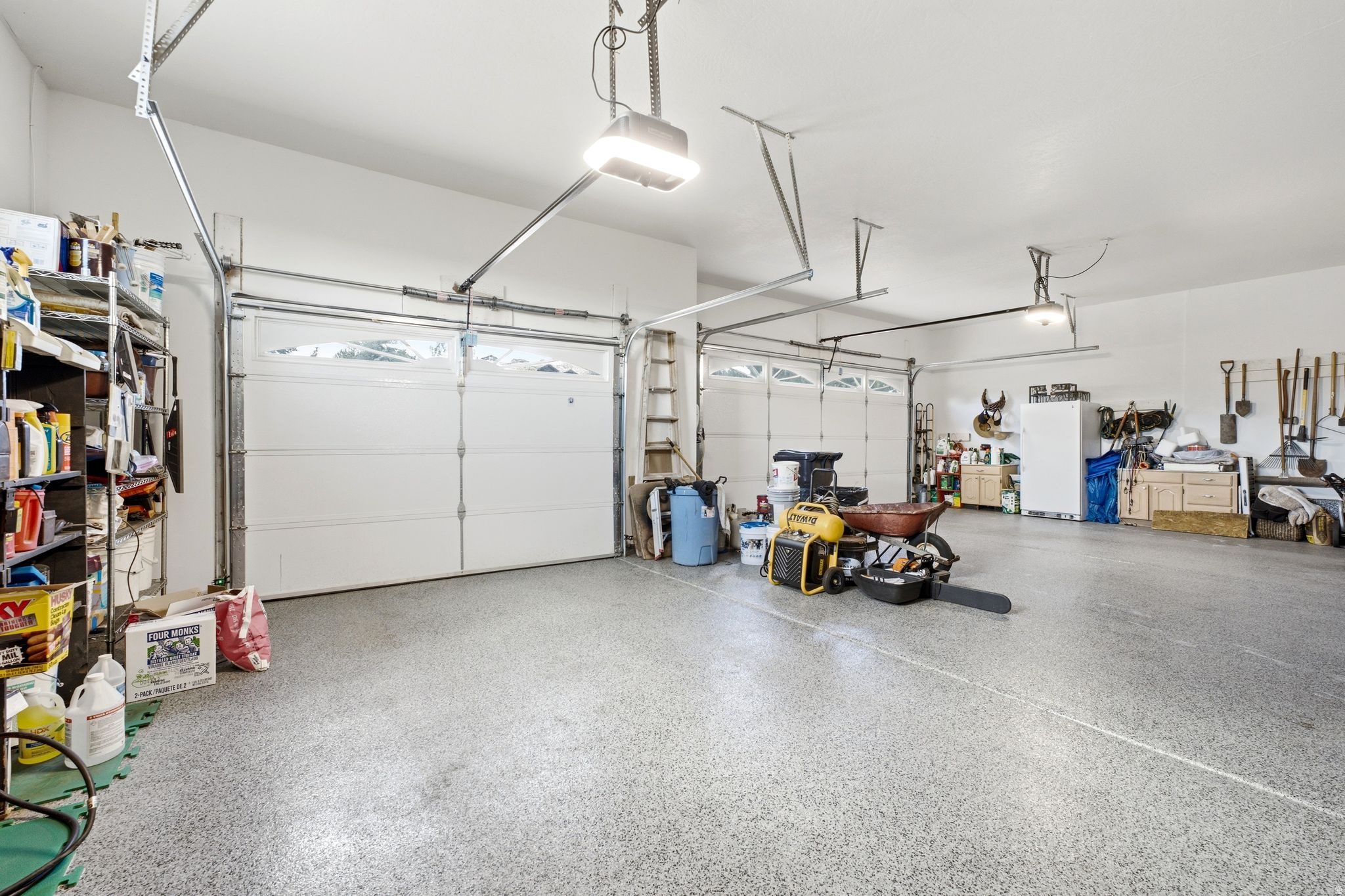 HIGHLAND ESTATES - Commercial Sale