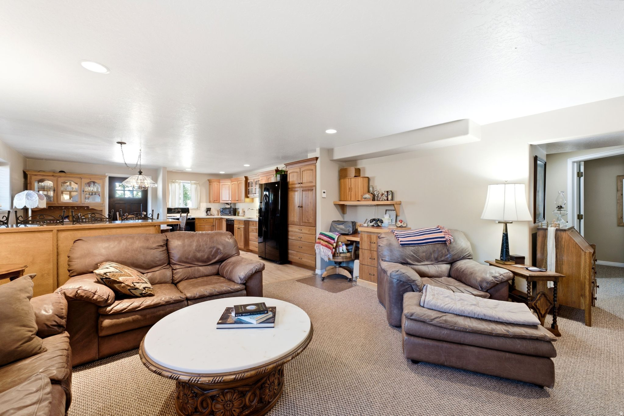 HIGHLAND ESTATES - Commercial Sale