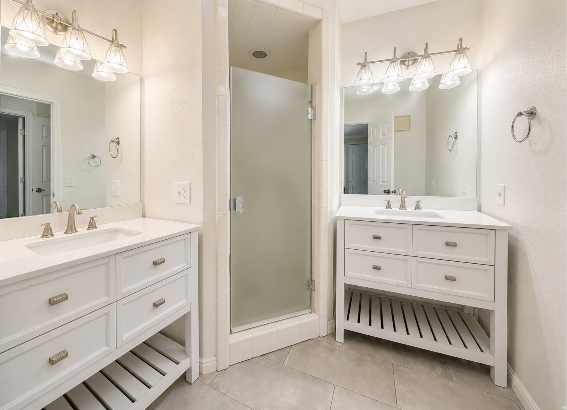 FAIRMEADOWS - Residential