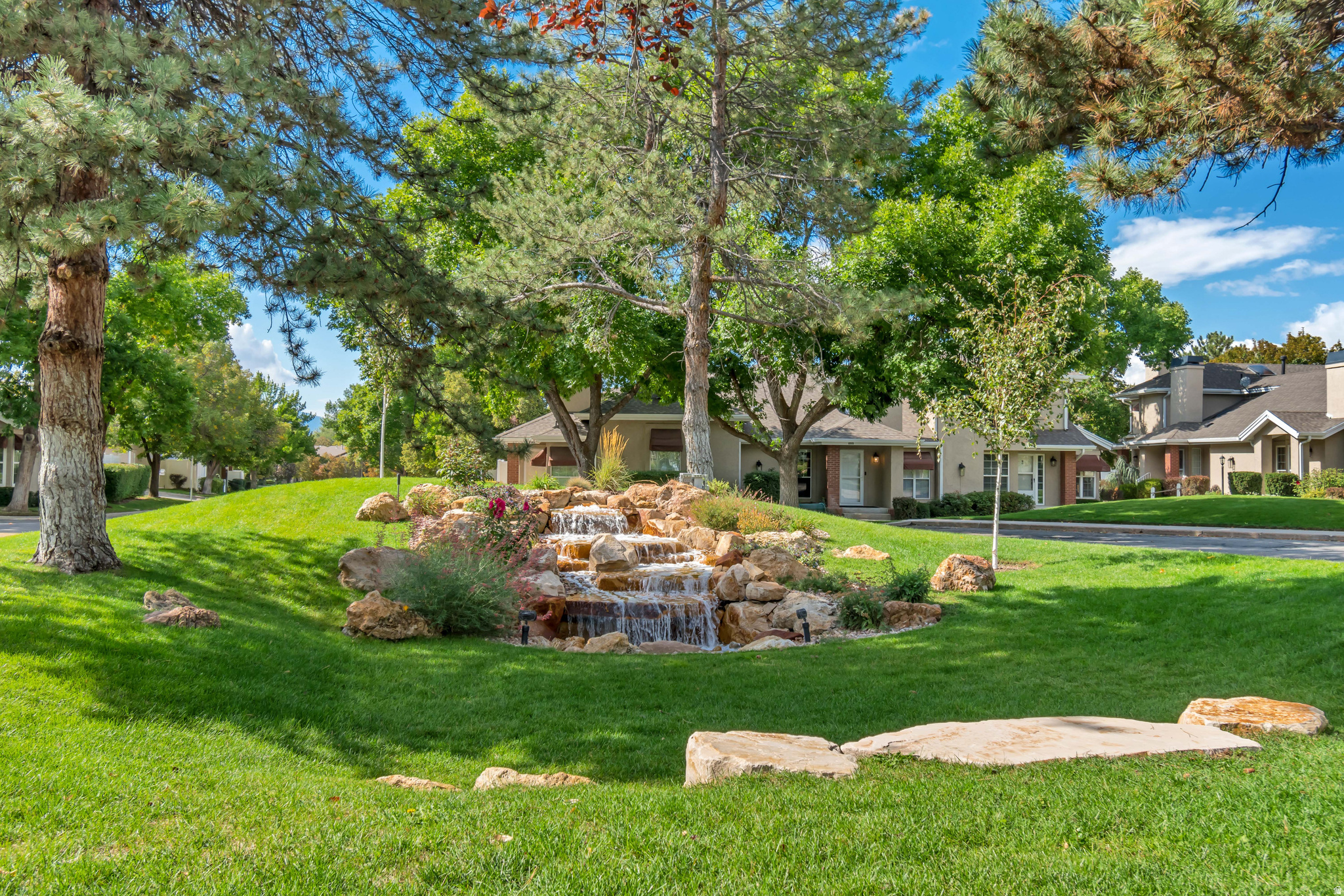 FAIRMEADOWS - Residential